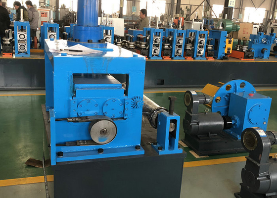 Productsnelheid maximaal 120 m/min Automatische metaal- en staalsnijmachine
