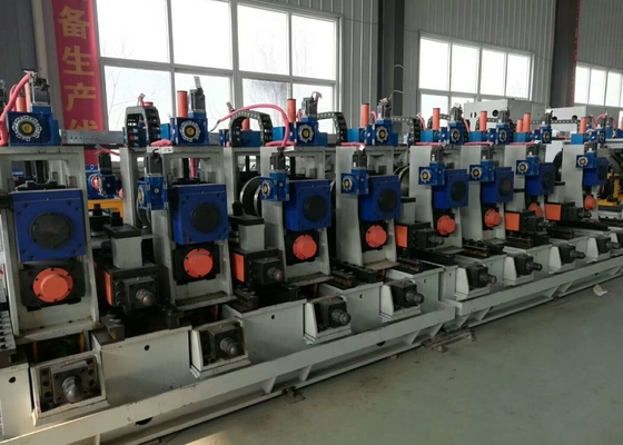 Precision Tube Mill High Speed Low Noise Ms Erw Tube Mill voor het maken van buizen, volledig geautomatiseerd
