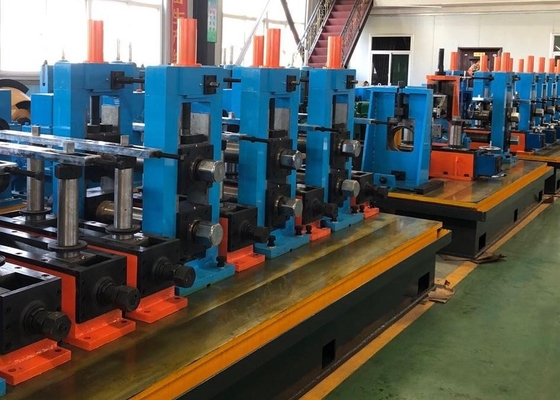 Hoogprecisie productiemachinerie Spanning 380v / 440v Productielijn voor stalen buizen