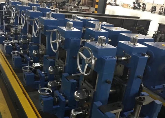 PLC-besturing Carbon Steel Pipe Mill Machine Koud gesneden voor hoge precisie Pipe