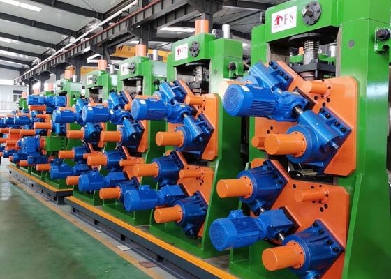 Ruimte ERW Pipe Manufacturing Machine 25t / uur Dikte 8mm