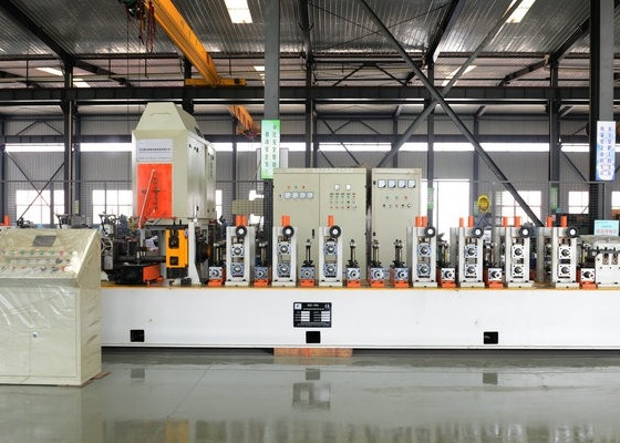 100x100mm Hoog nauwkeurige volledig automatische tube molen machine met rollers