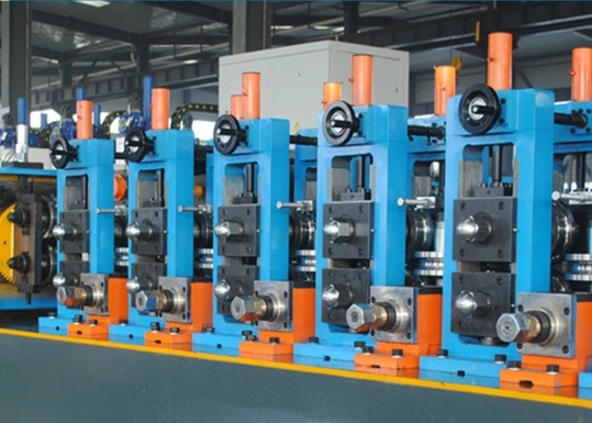 Verstelbare grootte 20X20mm-60X60mm Carbon Steel Pipe Making Machine Square Tube Mill