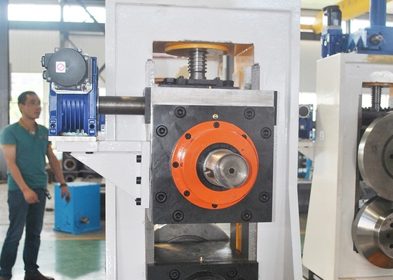 Vierkant Ronde Max 127mm Dikte 4,0mm Staal Pipe Productie Lijn Op maat