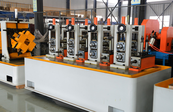 Diameter 1/2 &quot;-2 inch Tube Mill Lijn Max 100m/Min Steel Pipe Productie Lijn