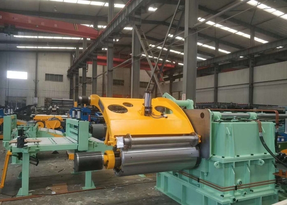 Breedte van de spoel max 1650 mm Gewicht max 30 ton Stalen snijmachine Groen