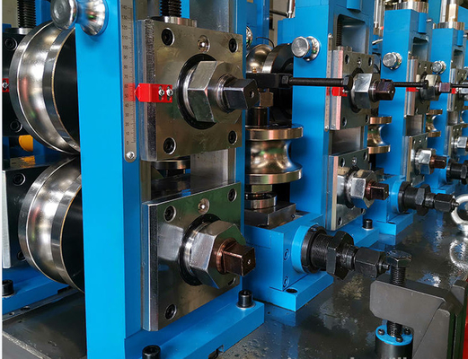 HG 76 Carbon Steel Pipe Roll Forming Precision Tube Mill Machine Hoge nauwkeurigheid
