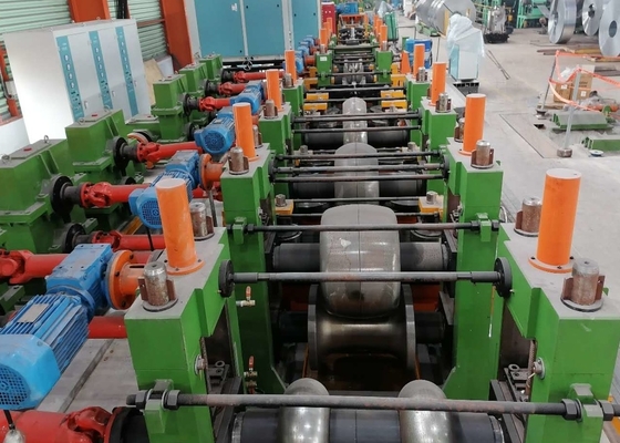 114Mm Min Dikte 1,5Mm Lage legeringsbuismachine met hoge productiviteit Productielijn voor stalen buizen
