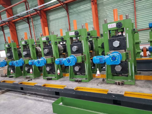 Precision Tube Mill φ114-φ273 Erw Tube Mill High Precision Welded Pipe Line voor pijpen met een hoge vraag