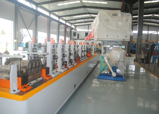 High Precision ERW Pipe Mill Pipe Making Machine met goede werkomstandigheden