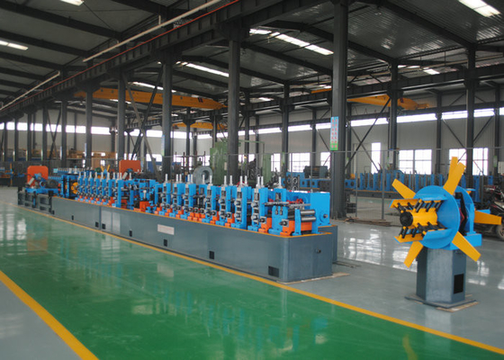 Steel ERW Welding Pipe Mill en Straight Seam Welded Pipe Production Line