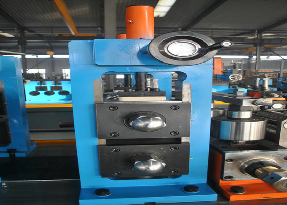 Precision Tube Mill Straight Seam Galvanized Pipe Making Machine ERW Hoogfrequentie