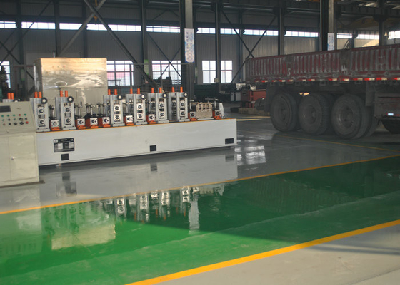 Precision Tube Mill Volledig automatische Precision Erw Tube Mill, High Speed MS Pipe Making Machinery