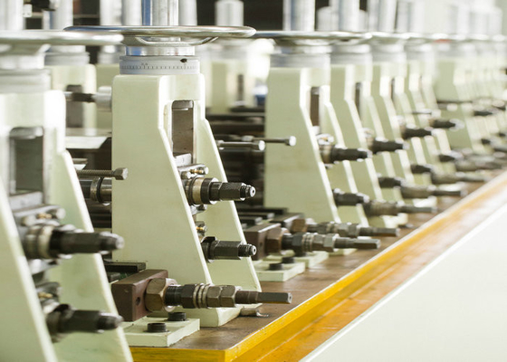 PLC automatische besturing Ms Vierkante Pipe Manufacturing Machine