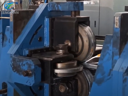 Automatische tube-molenmachine voor het maken van koolstofstaalbuizen ERW tube-molenmachine