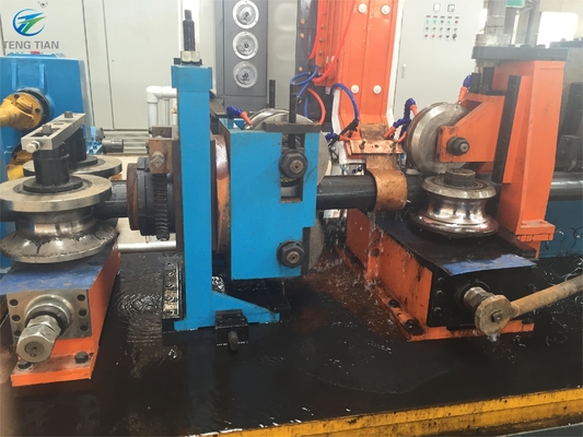 Hoogfrequente tube mill machine warmgewalste spoelvormende machine 114 mm voor ronde pijp