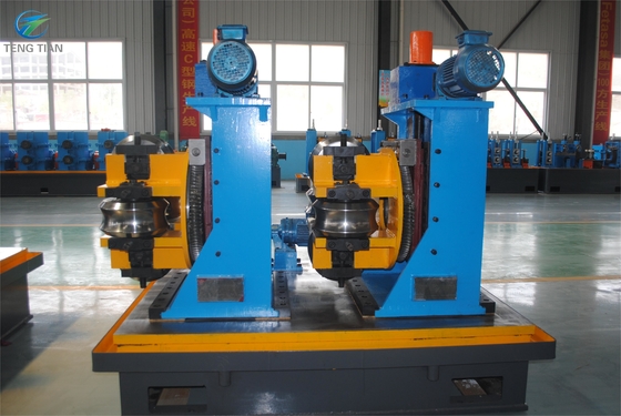 Consistente koolstofstaalbuizenmachine PLC-besturingssysteem Vormingssnelheid 20-100m/min