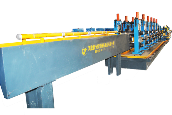 Carbon Steel 12M Tube Processing Machine Tube Manufacturing Machine met PLC-besturing