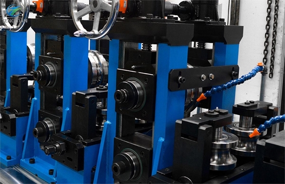 Machine voor het maken van staalbuizen met een stabiele prestatie met een hoog rendement