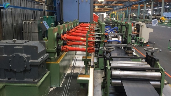 Vormmachine voor het maken van stalen buizen 200 KW HF inductielassen