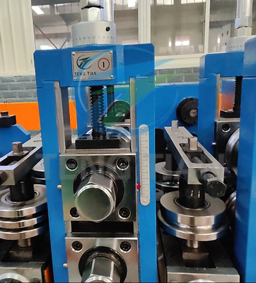 Machine voor het vervaardigen van koolstofstaalbuizen 200 kW HF solid state lasser