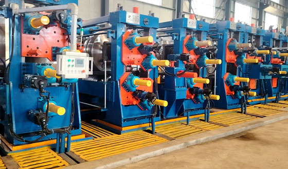 Ruim Pipe 400MM Automatische aanpassing Pipe Mill Machine Arbeid te besparen