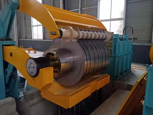 Dikte 0,8-4 mm Breedte 800-1600 mm Snelheid 90-150 m/min Plaat spoel snijmachine