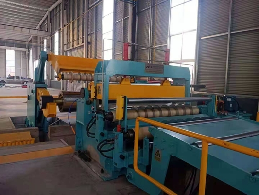 Dikte 0,8-4 mm Breedte 800-1600 mm Snelheid 90-150 m/min Plaat spoel snijmachine