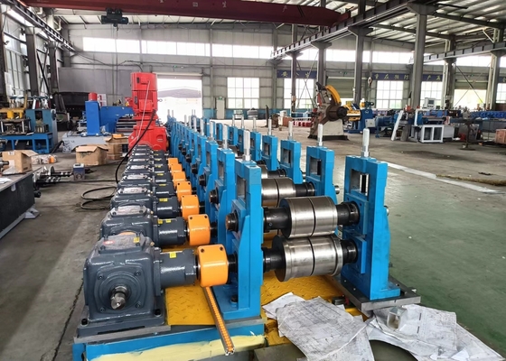 Gegalvaniseerde metaal dak rollen staalbuizen productie machine 80m/min Voor ronde