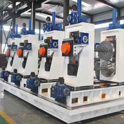 200x200mm Één Rol die Automatische het Materiaal Hoge Nauwkeurigheid vormen van de Buismolen