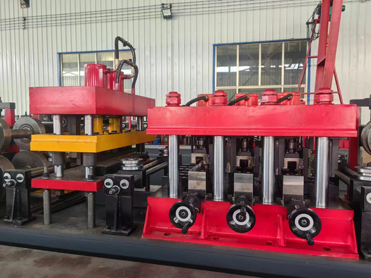 Efficiënte staalbuismachine 380V 3 fase 50Hz Kracht 7.5KW