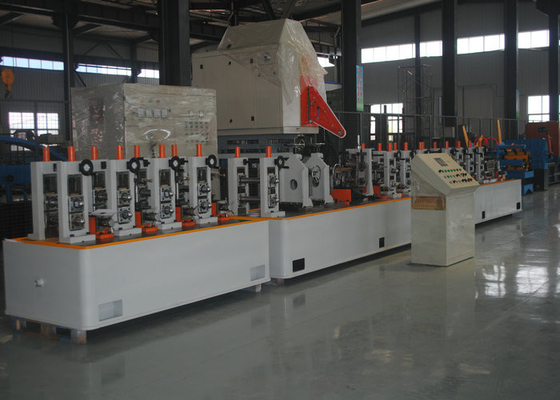 Precision Tube Mill Volledig geautomatiseerde pijpleiding, Duurzame ERW Tube Mill ISO9001