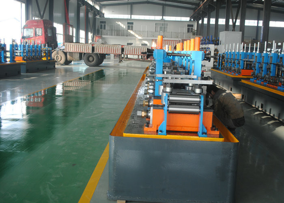 Precision Tube Mill High Frequency Steel Pipe Making Machine 25-76mm Dia CE standaard