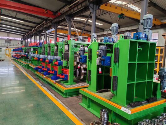 HG114 Carbon Steel Volledig Automatische Gelaste Pipe Mill 508-610mm