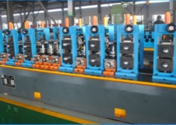 Productielijn voor stalen buizen van 50 mm 2,5 mm Dikte 90 m/min